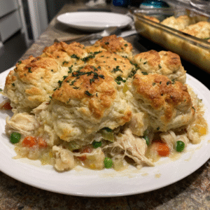 Cremige Hühner pastete mit Fluffigem Keksdeckel