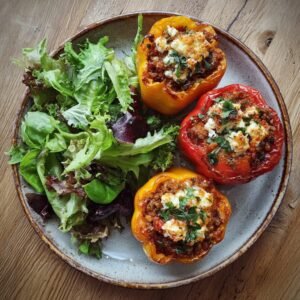 Gefüllte Paprika mit Linsen und Hirtenkäse