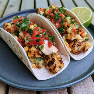 Frische Kokos-Limetten-Hähnchen-Tacos